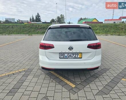 Белый Фольксваген Пассат, объемом двигателя 2 л и пробегом 150 тыс. км за 19999 $, фото 11 на Automoto.ua