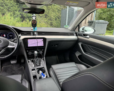 Білий Фольксваген Пассат, об'ємом двигуна 1.97 л та пробігом 205 тис. км за 22900 $, фото 15 на Automoto.ua