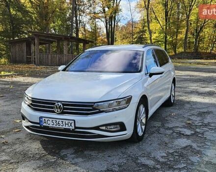 Білий Фольксваген Пассат, об'ємом двигуна 2 л та пробігом 214 тис. км за 18800 $, фото 1 на Automoto.ua