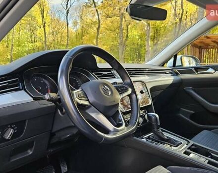 Білий Фольксваген Пассат, об'ємом двигуна 2 л та пробігом 214 тис. км за 18800 $, фото 28 на Automoto.ua