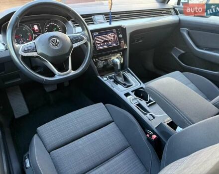 Белый Фольксваген Пассат, объемом двигателя 1.97 л и пробегом 172 тыс. км за 25700 $, фото 13 на Automoto.ua