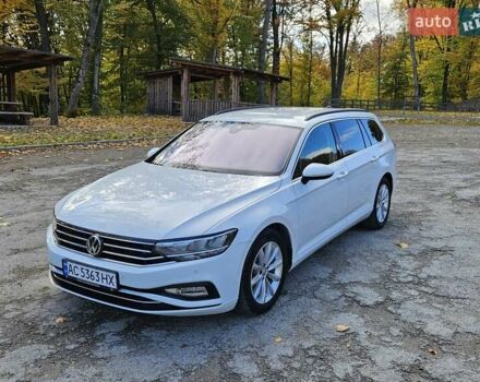 Білий Фольксваген Пассат, об'ємом двигуна 2 л та пробігом 214 тис. км за 18800 $, фото 10 на Automoto.ua