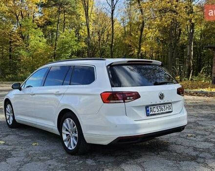 Білий Фольксваген Пассат, об'ємом двигуна 2 л та пробігом 214 тис. км за 18800 $, фото 2 на Automoto.ua