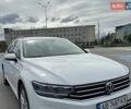 Белый Фольксваген Пассат, объемом двигателя 1.97 л и пробегом 232 тыс. км за 18900 $, фото 4 на Automoto.ua