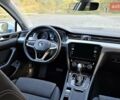 Білий Фольксваген Пассат, об'ємом двигуна 2 л та пробігом 214 тис. км за 18800 $, фото 30 на Automoto.ua