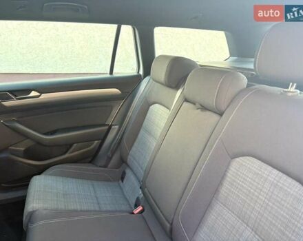 Белый Фольксваген Пассат, объемом двигателя 1.97 л и пробегом 172 тыс. км за 25700 $, фото 14 на Automoto.ua