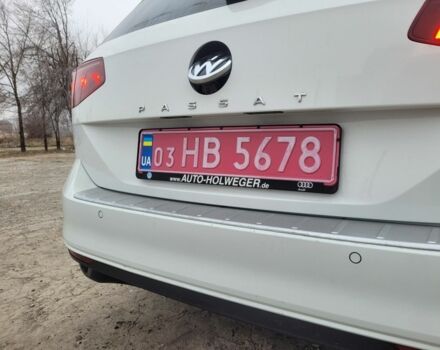 Білий Фольксваген Пассат, об'ємом двигуна 2 л та пробігом 260 тис. км за 18990 $, фото 21 на Automoto.ua