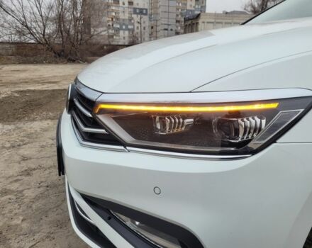 Білий Фольксваген Пассат, об'ємом двигуна 2 л та пробігом 260 тис. км за 18990 $, фото 23 на Automoto.ua