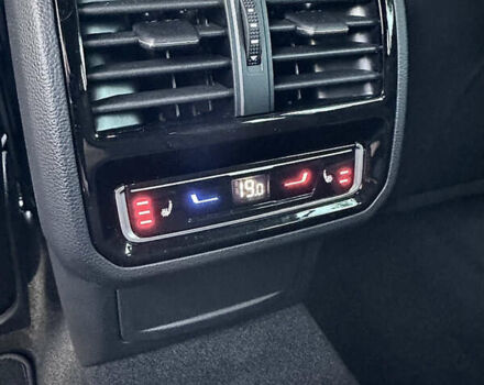 Фольксваген Пассат 2021 в Умани на Automoto.ua Белый Фольксваген Пассат, объемом двигателя 2 л и пробегом 155 тыс. км за 25000 $, фото 50 на Automoto.ua