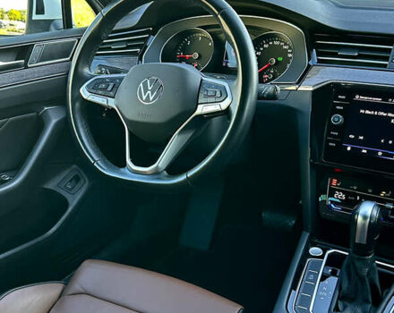 Фольксваген Пассат 2021 в Умани на Automoto.ua Белый Фольксваген Пассат, объемом двигателя 2 л и пробегом 155 тыс. км за 25000 $, фото 43 на Automoto.ua