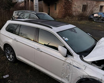 Белый Фольксваген Пассат, объемом двигателя 1.4 л и пробегом 89 тыс. км за 15500 $, фото 4 на Automoto.ua