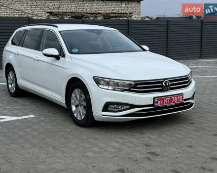 Білий Фольксваген Пассат, об'ємом двигуна 2 л та пробігом 186 тис. км за 21500 $, фото 21 на Automoto.ua