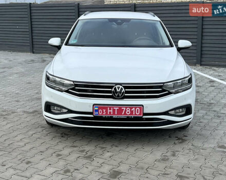 Білий Фольксваген Пассат, об'ємом двигуна 2 л та пробігом 186 тис. км за 21500 $, фото 1 на Automoto.ua