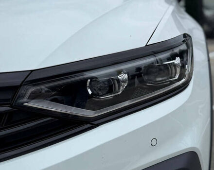 Фольксваген Пассат 2021 у Києві на Automoto.ua Білий Фольксваген Пассат, об'ємом двигуна 2 л та пробігом 107 тис. км за 32450 $, фото 9 на Automoto.ua