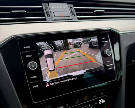 Фольксваген Пассат 2021 у Києві на Automoto.ua Білий Фольксваген Пассат, об'ємом двигуна 2 л та пробігом 107 тис. км за 32450 $, фото 34 на Automoto.ua