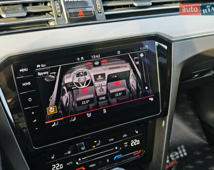 Белый Фольксваген Пассат, объемом двигателя 2 л и пробегом 202 тыс. км за 24999 $, фото 50 на Automoto.ua