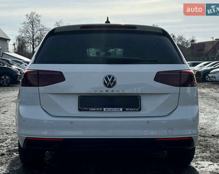 Фольксваген Пассат 2021 в Луцке на Automoto.ua Белый Фольксваген Пассат, объемом двигателя 1.97 л и пробегом 225 тыс. км за 25122 $, фото 5 на Automoto.ua