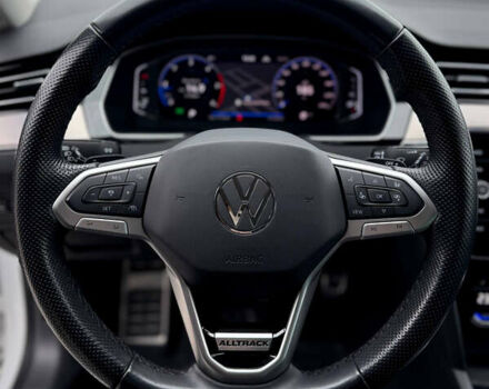 Фольксваген Пассат 2021 у Києві на Automoto.ua Білий Фольксваген Пассат, об'ємом двигуна 2 л та пробігом 107 тис. км за 32450 $, фото 25 на Automoto.ua