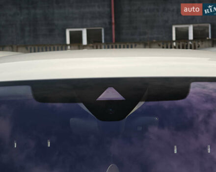 Белый Фольксваген Пассат, объемом двигателя 2 л и пробегом 202 тыс. км за 24999 $, фото 12 на Automoto.ua