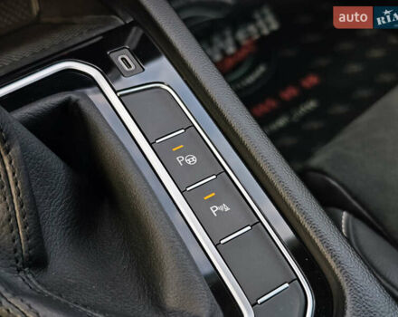 Белый Фольксваген Пассат, объемом двигателя 2 л и пробегом 202 тыс. км за 24999 $, фото 58 на Automoto.ua