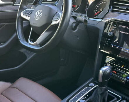 Фольксваген Пассат 2021 в Умани на Automoto.ua Белый Фольксваген Пассат, объемом двигателя 2 л и пробегом 155 тыс. км за 25000 $, фото 42 на Automoto.ua