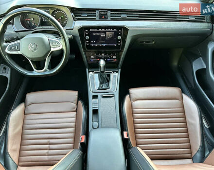 Фольксваген Пассат 2021 в Умани на Automoto.ua Белый Фольксваген Пассат, объемом двигателя 2 л и пробегом 155 тыс. км за 25000 $, фото 37 на Automoto.ua