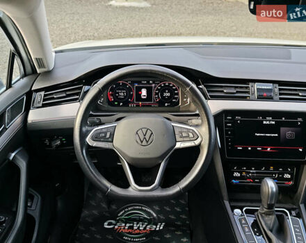 Белый Фольксваген Пассат, объемом двигателя 2 л и пробегом 202 тыс. км за 24999 $, фото 23 на Automoto.ua