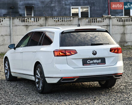 Белый Фольксваген Пассат, объемом двигателя 2 л и пробегом 202 тыс. км за 24999 $, фото 4 на Automoto.ua