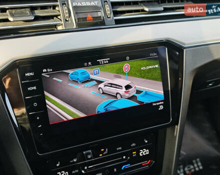 Белый Фольксваген Пассат, объемом двигателя 2 л и пробегом 202 тыс. км за 24999 $, фото 42 на Automoto.ua