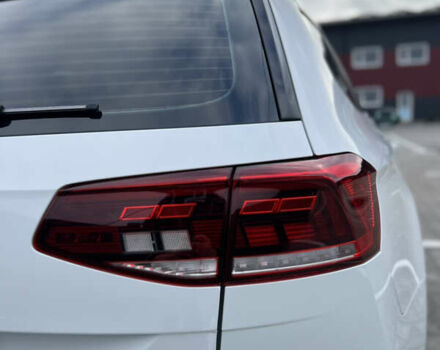 Білий Фольксваген Пассат, об'ємом двигуна 2 л та пробігом 186 тис. км за 21500 $, фото 11 на Automoto.ua