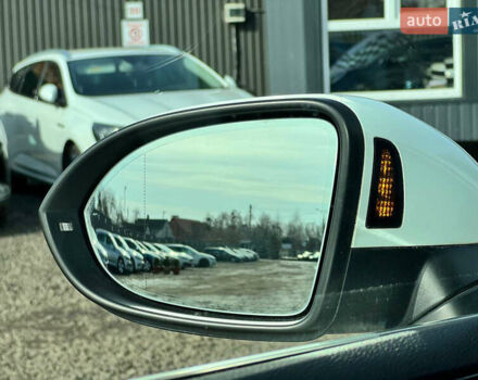 Фольксваген Пассат 2021 в Луцке на Automoto.ua Белый Фольксваген Пассат, объемом двигателя 1.97 л и пробегом 225 тыс. км за 25122 $, фото 11 на Automoto.ua