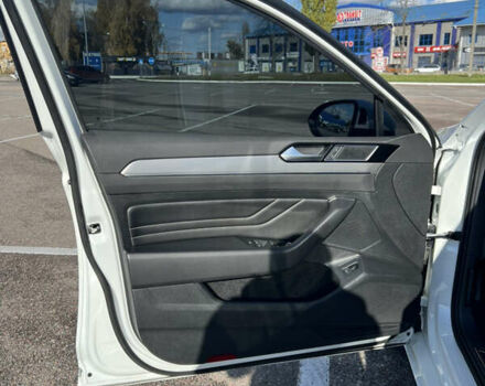 Білий Фольксваген Пассат, об'ємом двигуна 1.97 л та пробігом 226 тис. км за 23900 $, фото 19 на Automoto.ua