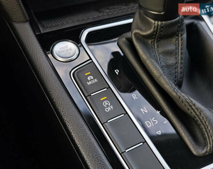 Белый Фольксваген Пассат, объемом двигателя 2 л и пробегом 202 тыс. км за 24999 $, фото 57 на Automoto.ua