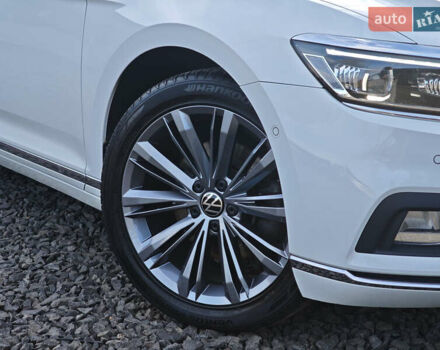 Белый Фольксваген Пассат, объемом двигателя 2 л и пробегом 202 тыс. км за 24999 $, фото 9 на Automoto.ua