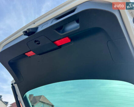 Фольксваген Пассат 2021 в Луцке на Automoto.ua Белый Фольксваген Пассат, объемом двигателя 1.97 л и пробегом 225 тыс. км за 25122 $, фото 24 на Automoto.ua