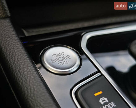 Белый Фольксваген Пассат, объемом двигателя 2 л и пробегом 202 тыс. км за 24999 $, фото 56 на Automoto.ua