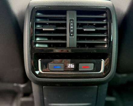 Фольксваген Пассат 2021 у Києві на Automoto.ua Білий Фольксваген Пассат, об'ємом двигуна 2 л та пробігом 107 тис. км за 32450 $, фото 45 на Automoto.ua