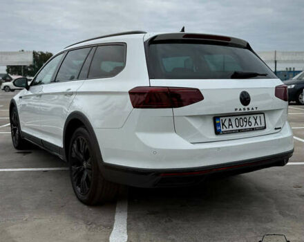 Фольксваген Пассат 2021 у Києві на Automoto.ua Білий Фольксваген Пассат, об'ємом двигуна 2 л та пробігом 107 тис. км за 32450 $, фото 4 на Automoto.ua