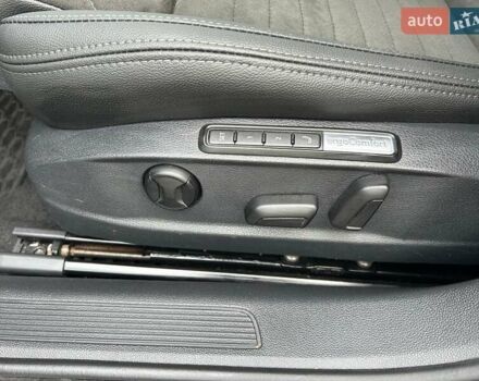 Белый Фольксваген Пассат, объемом двигателя 1.97 л и пробегом 215 тыс. км за 24500 $, фото 24 на Automoto.ua