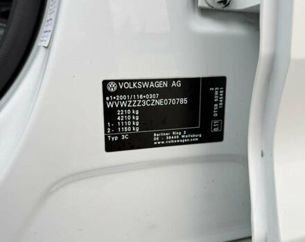 Белый Фольксваген Пассат, объемом двигателя 2 л и пробегом 205 тыс. км за 27500 $, фото 75 на Automoto.ua