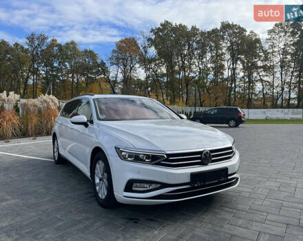 Белый Фольксваген Пассат, объемом двигателя 1.97 л и пробегом 168 тыс. км за 27349 $, фото 14 на Automoto.ua