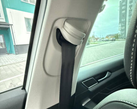 Белый Фольксваген Пассат, объемом двигателя 2 л и пробегом 205 тыс. км за 27500 $, фото 142 на Automoto.ua