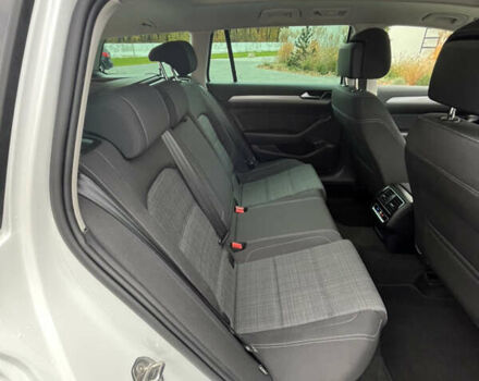 Белый Фольксваген Пассат, объемом двигателя 1.97 л и пробегом 168 тыс. км за 27349 $, фото 60 на Automoto.ua