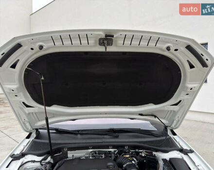 Білий Фольксваген Пассат, об'ємом двигуна 2 л та пробігом 156 тис. км за 26999 $, фото 43 на Automoto.ua