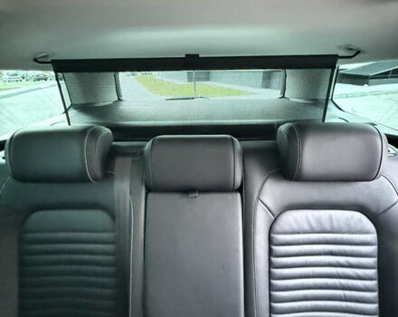 Белый Фольксваген Пассат, объемом двигателя 2 л и пробегом 205 тыс. км за 27500 $, фото 158 на Automoto.ua