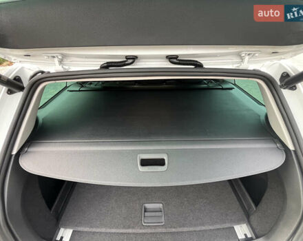 Белый Фольксваген Пассат, объемом двигателя 1.97 л и пробегом 168 тыс. км за 27349 $, фото 54 на Automoto.ua