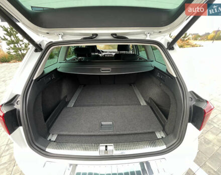 Белый Фольксваген Пассат, объемом двигателя 1.97 л и пробегом 168 тыс. км за 27349 $, фото 59 на Automoto.ua