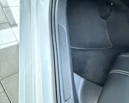 Белый Фольксваген Пассат, объемом двигателя 2 л и пробегом 205 тыс. км за 27500 $, фото 160 на Automoto.ua