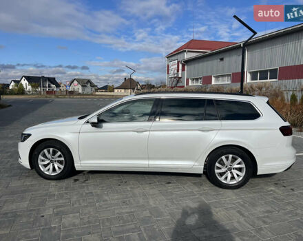 Белый Фольксваген Пассат, объемом двигателя 1.97 л и пробегом 168 тыс. км за 27349 $, фото 3 на Automoto.ua