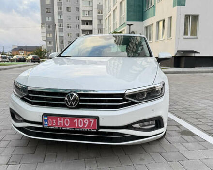 Белый Фольксваген Пассат, объемом двигателя 2 л и пробегом 205 тыс. км за 27500 $, фото 7 на Automoto.ua